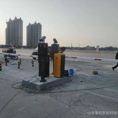 烟台智能道闸广告道闸栅栏道闸烟台起落杆停车场收费产品**免费效果图
